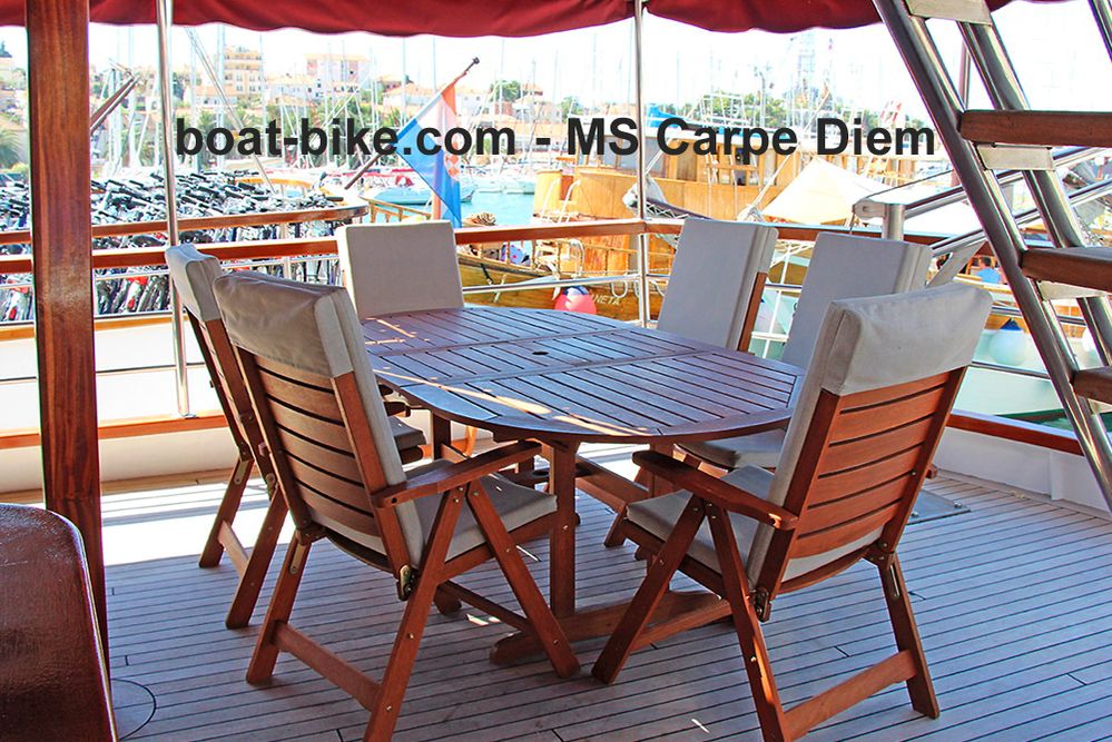MS Carpe Diem - main deck