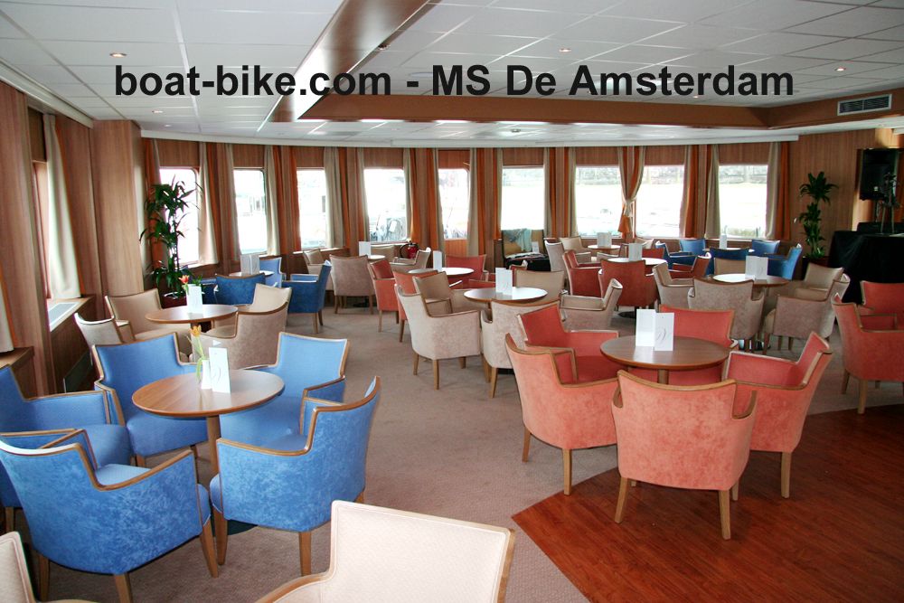 MS De Amsterdam - saloon