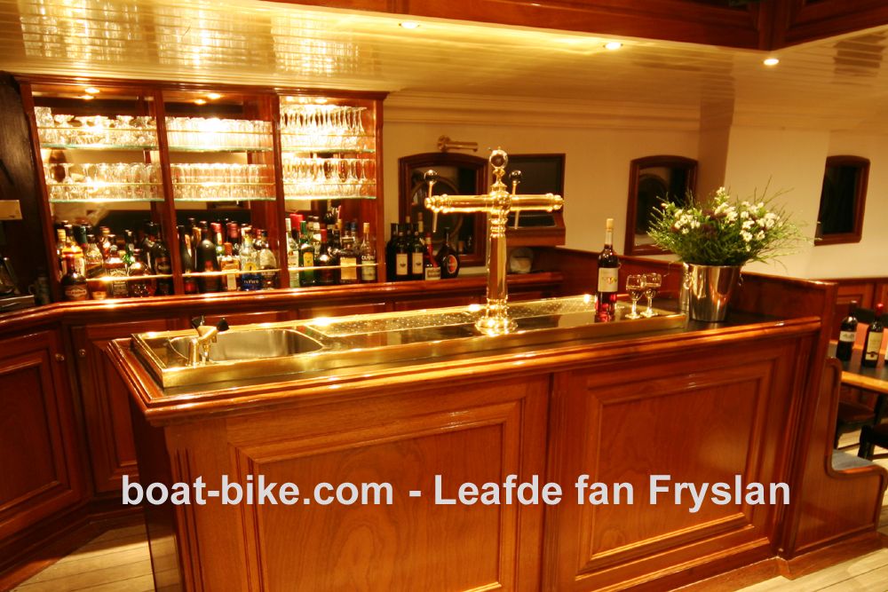 Leafde fan Fryslan - pub