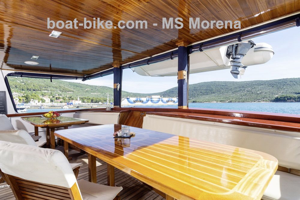 MS Morena - deck